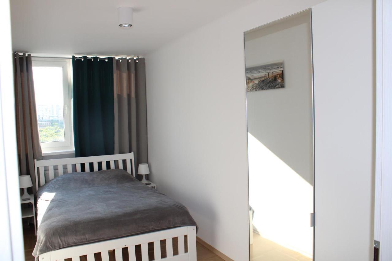 Strict Center Warsaw Comfortable Apartment, 10Th-Floor With Beautiful View On The Park And Skyscrapers, Free Wifi, Self Check-In/Out Zewnętrze zdjęcie